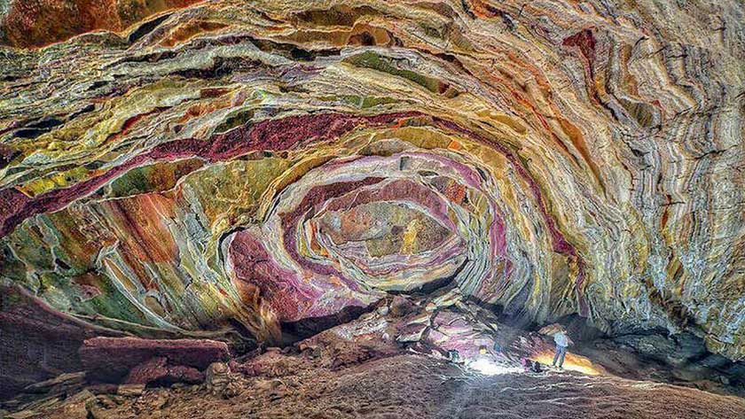  غار نمکدان قشم؛ شگفتی زمین‌شناسی در دل خلیج فارس