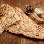 افتتاح نخستین نانوایی سنگک با نان کامل در سرخون