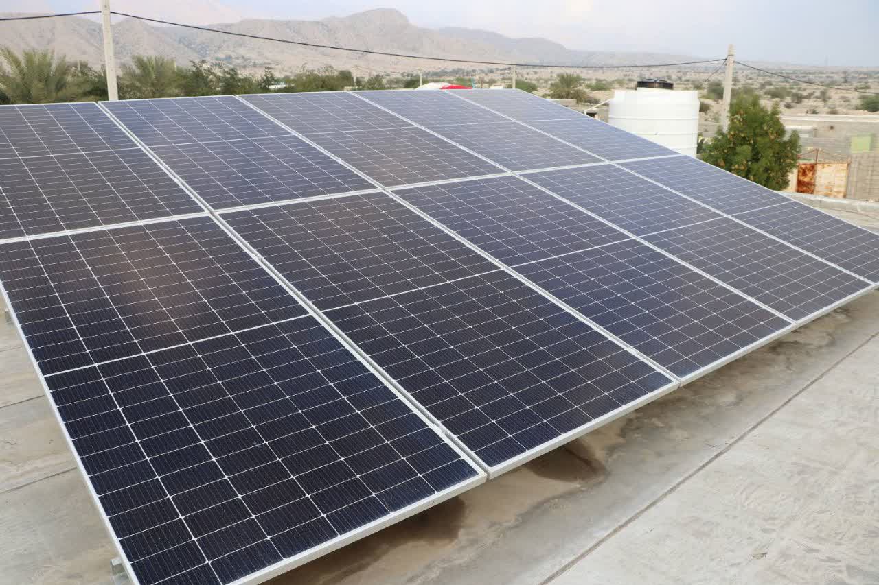 ۳۲ خانواده مددجو در رودخانه صاحب نیروگاه خورشیدی شدند