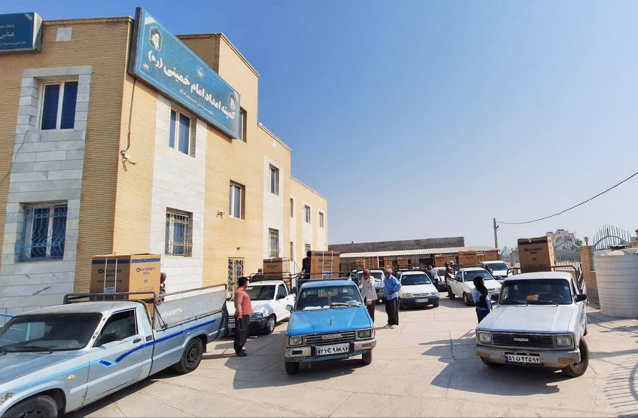 توزیع ۴۰ یخچال بین مددجویان بندرلنگه