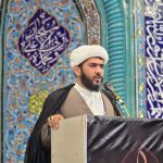 حل معضل شترهای سرگردان نیازمند اقدام ریشه‌ای و مستمر است